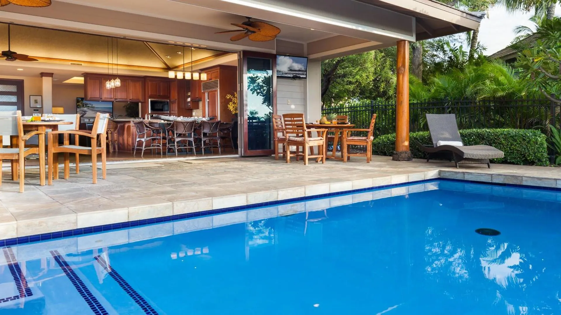 Coral Reef Lush 4Br Kamilo Home With Heated Pool And Guest Cottage Ваиколоа-Виллидж Дом отдыха
